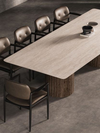 Tavolo Piazza Romano gallery image 3