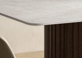 Tavolo Piazza Romano gallery image 3