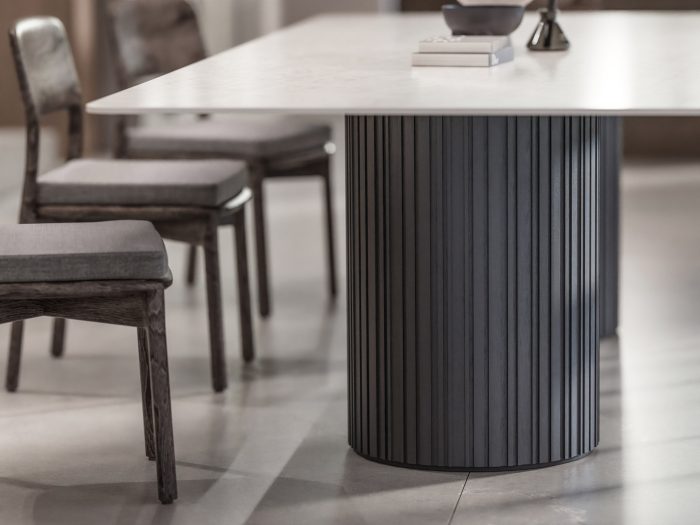 Tavolo Piazza Romano